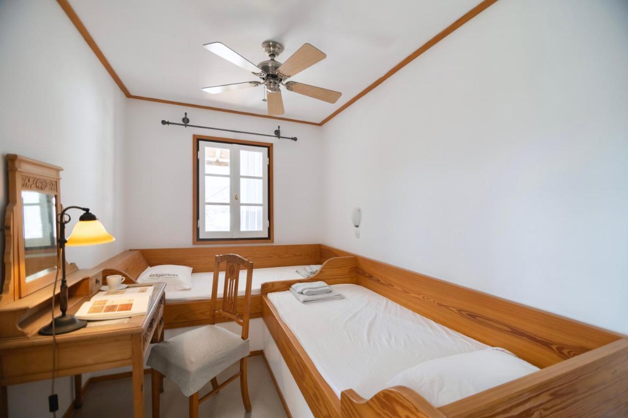 Lotos Beach Home Kini Extérieur photo