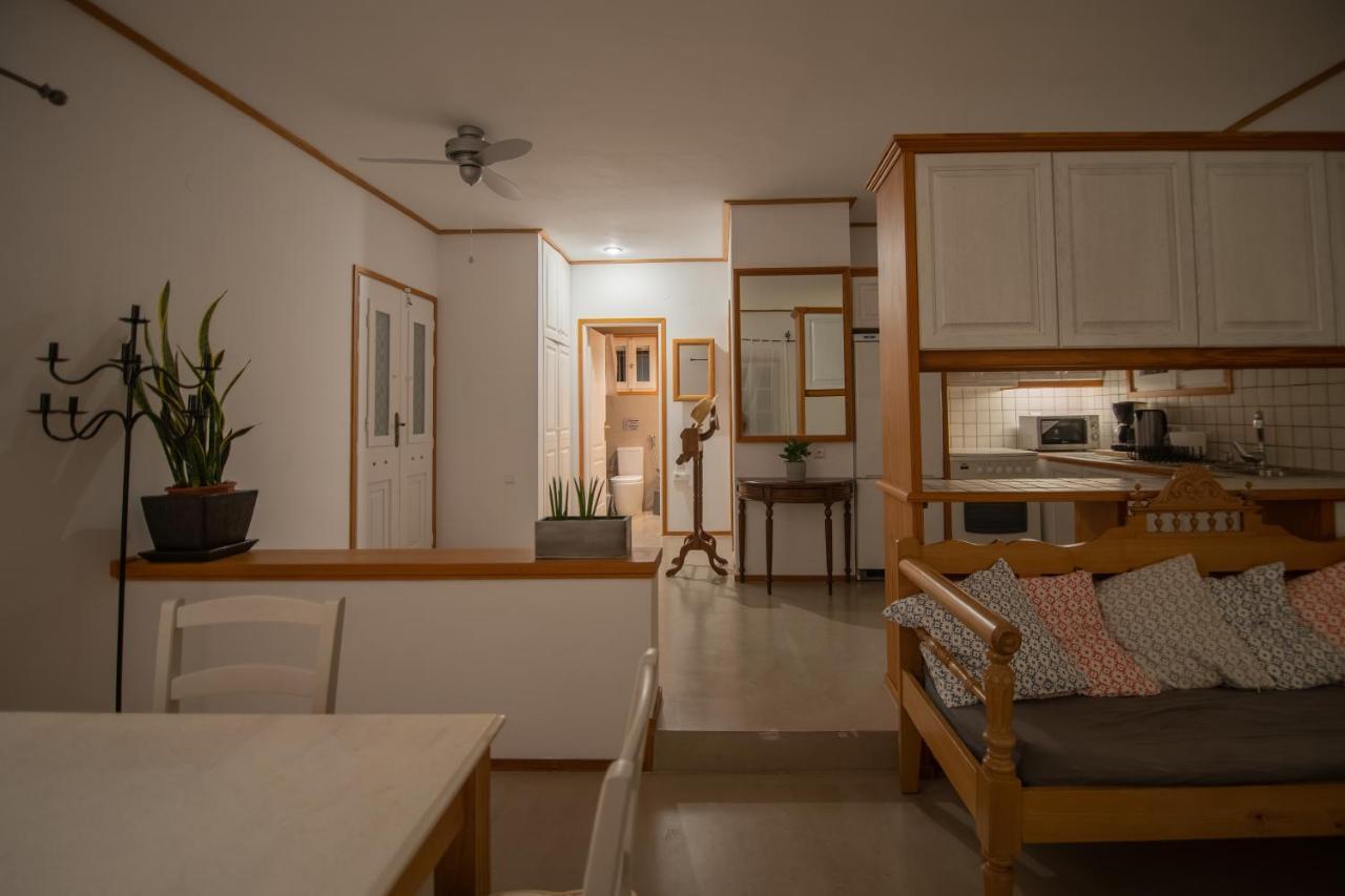 Lotos Beach Home Kini Extérieur photo