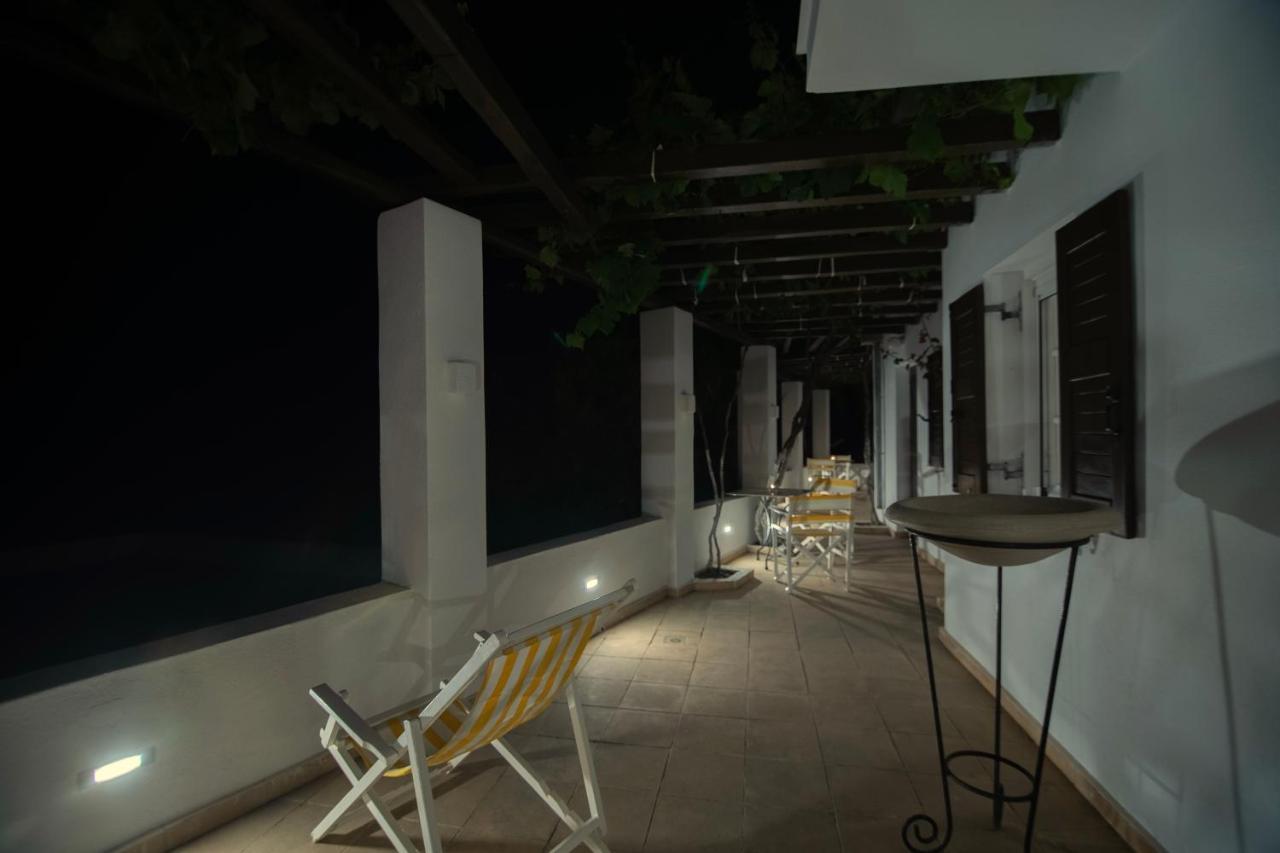 Lotos Beach Home Kini Extérieur photo